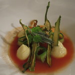 Locanda di Orta Restaurant - フレッシュトマトソースをかけます