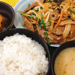 河辺ドライブイン - レバニラ定食