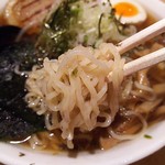 江刺家 五大 - 冷やしラーメン 麺アップ