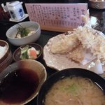 りょうり屋 くろふね - 日替わり定食840円　今日は天ぷら