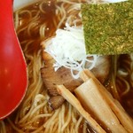 麺屋 武吉 - しょうゆラーメン大盛り810円！