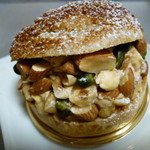 トシ・ヨロイヅカ 東京 - 