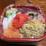 鎌倉 丼丸 - ばくだん丼