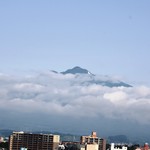 レストラン山崎 - 朝の岩木山