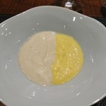 傳 - (2017年8月　訪問)ピュアホワイトとピーターコーンのすり流し。すり流しの下には茶碗蒸しが仕込まれていました。