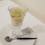 プレヴナンス - パプリカのシャーベット、徳島の柚子、豆乳