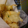 佳味亭蔥抓餅 - 料理写真:ハフハフ！ふわっふわ。蔥抓餅(原味NT25)