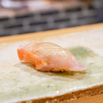 東麻布 天本 - 金目鯛稲取から