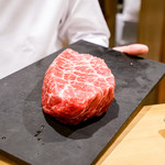 東麻布 天本 - ナガスクジラ