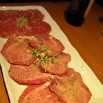 Tsukishima Yakiniku Rokunobu - タン塩