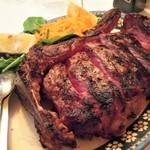 TRATTORIA Marione - Bistecca alla Fiorentina（Ｔボーンステーキ）