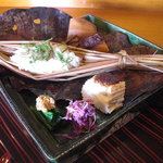 千松しま - 里芋、小豆、南京、つと蒸し、麩田楽に菊花。