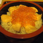 浜寿し - 鮭はらこめし。