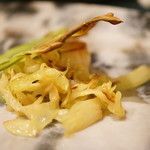 イルネッソ - ホタテのソテー、春キャベツと