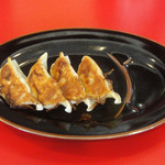熊田家 - ギョーザ4ケ 200円