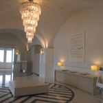 ロルキデ　ブランシュ - エントランス～レセプションはシックなマーブルで♪