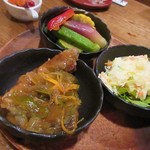Sumibikushiyaki Daidokoro Chikkin - お惣菜三点盛り