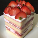 御影 高杉 - 苺のショートケーキ