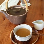 Cafe amacha. - 加賀棒茶（hot＆ミルク）：430円