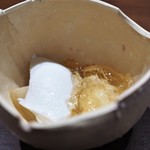 傳 - ココナッツムースとアマレットのジュレ　桃