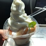 ハッピーベリー - 【フレッシュ桃パフェ…580円税抜】◎2017/8