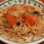 Jori Pasuta - 2種類のスモークサーモンと いくらの醤油ソース パスタ