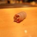 鮨 尚充 - 明石の鯛で雲丹を巻いて