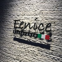 フェニーチェ - 