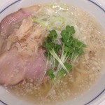 らーめん鱗 - 大阪最高得点のラーメン