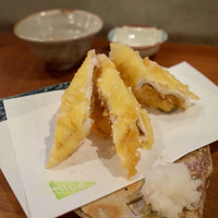 自家製粉石臼挽きうどん 青空blue 本店 - 穴子の天ぷら…1080円