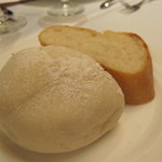 アバ - パンはオリーブオイルで
