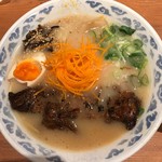 九州らーめん亀王 - 一本チャーシュー麺替え玉853円