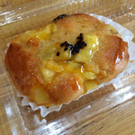 ヤタローアウトレットストア - さつまいもパン(名前忘れた)143円(20%オフになる)