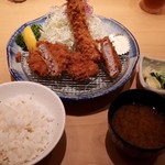 Tonkatsu Masaru - 海老ヒレ定食1450円　ご飯の盛りが雑かな？