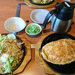 そらいえ - どろイカ+ホルモンうどん：650円+900円
