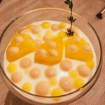 クレメダンジュ & タイム風味のパイナップルコンポート 