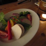 湘南の魚とワインの店 ヒラツカ - 旬の地野菜のバーニャカウダー