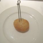 ル・ヴァンキャトル - アミューズ（ハモのベニエ）