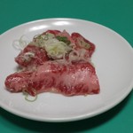 焼肉・鉄板焼ステーキ 橘通りミヤチクAPAS - 塩カルビ