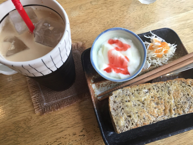 Cafe りんごジャム カフェ リンゴジャム 桑名 カフェ 食べログ