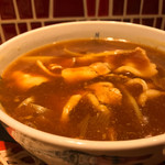 味奈登庵 - #食べログ的に撮るとこうなる。  
      カレー南蛮そば、別盛りのつゆ。  
      肉もねぎもプリタツでウレシイ♡