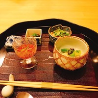 の弥七 - 前菜いろいろ。チューカに見えない。