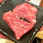 立喰い焼肉 治郎丸 - 