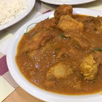 KATHMANDU FAST FOOD - 料理写真:Pollo curry senza osso