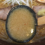麺屋七彩 - スープ