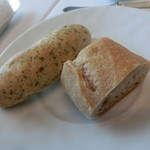 ロルキデ　ブランシュ - 自家製パン