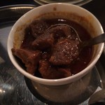 ビストロひつじや - マトン肉ゴロゴロゴロ