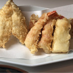 烏賊、海老、鱚、竹輪天