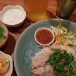 タイ東北料理 イサーン・キッチン - 