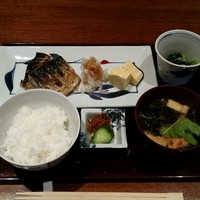 銀座 圓 - 鯖の塩焼き（１１００円）